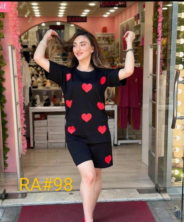 BLACK RED HEART PRINTED SHORT WEAR